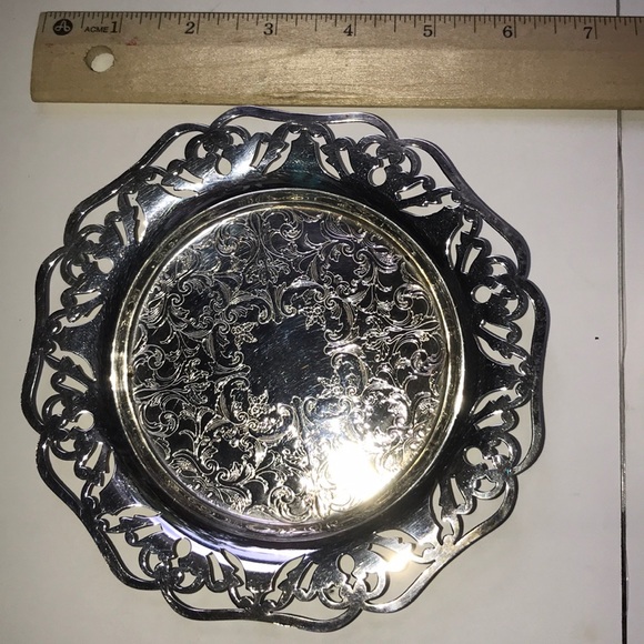 Wm A Rogers Silverplate on copper dishes - Picture 2 of 11